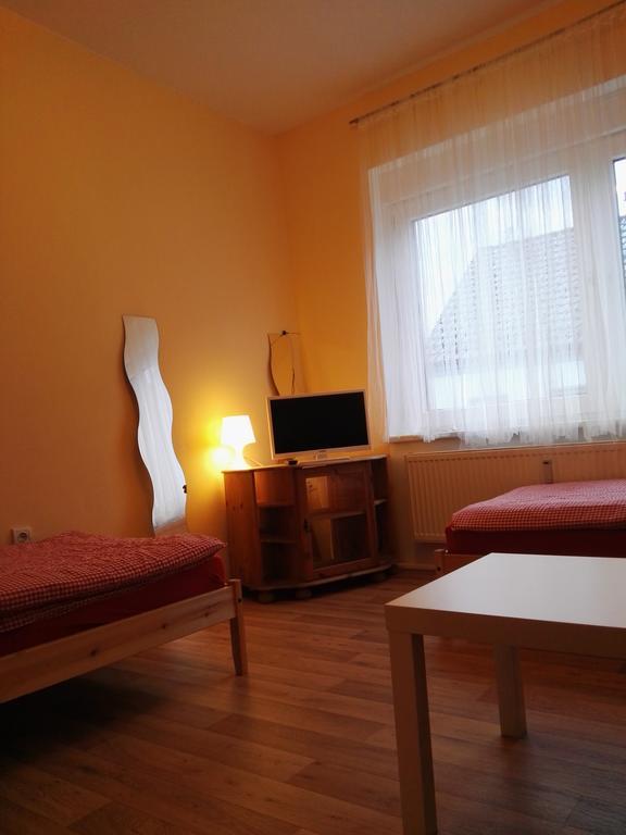 Zu Hause Bei Freunden Apartment Dortmund Ruang foto