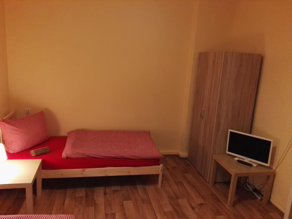 Zu Hause Bei Freunden Apartment Dortmund Bagian luar foto